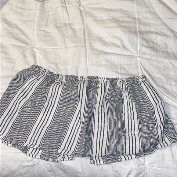 woman’s Hollister tube top - Picture 1 of 4
